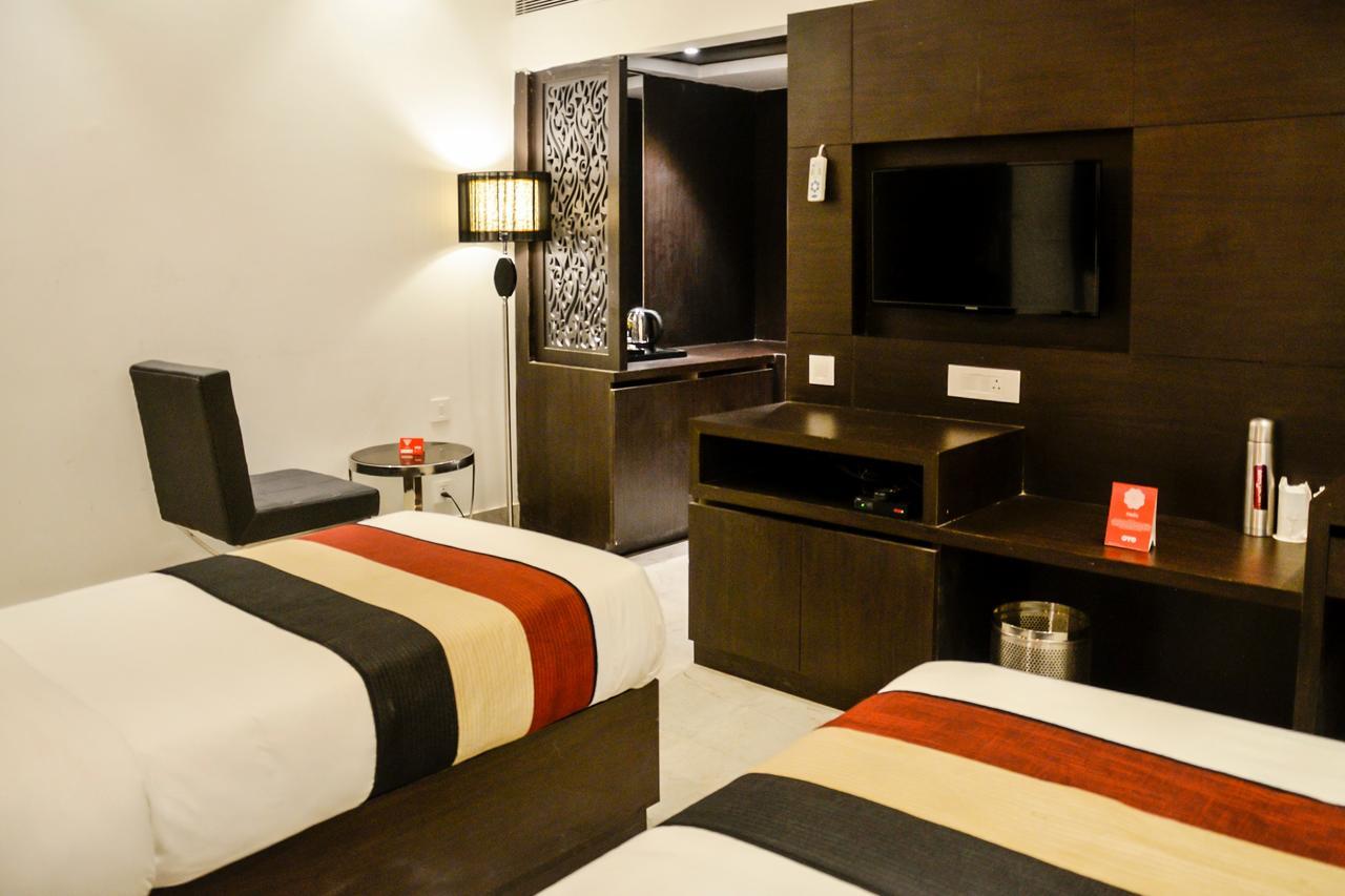 Oyo 1358 Hotel Crossroad Lucknow Eksteriør bilde
